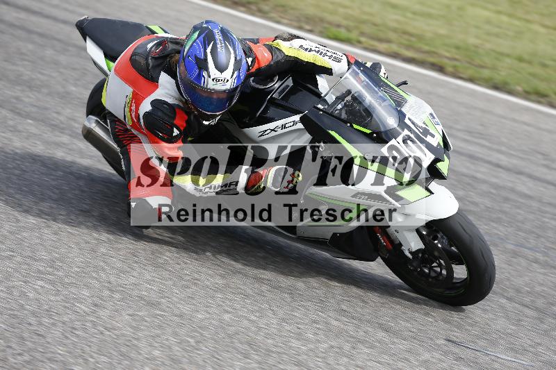 /Archiv-2025/07 19.04.2025 Speer Racing ADR/Gruppe gelb/994